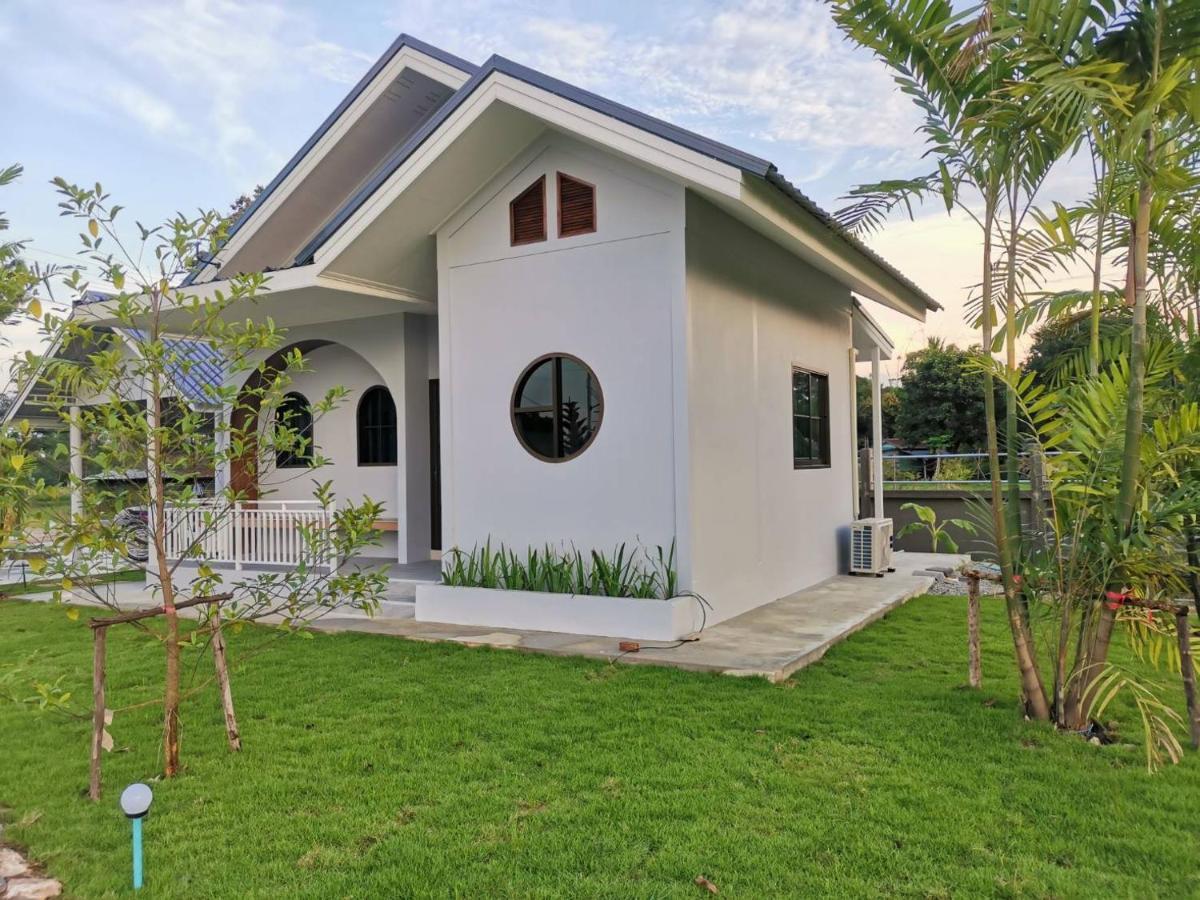 Numhom Resort Ban Nong Chum Saeng Ngoại thất bức ảnh