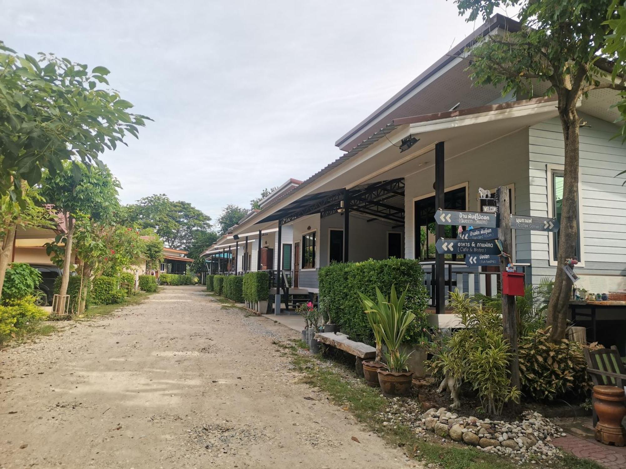Numhom Resort Ban Nong Chum Saeng Ngoại thất bức ảnh