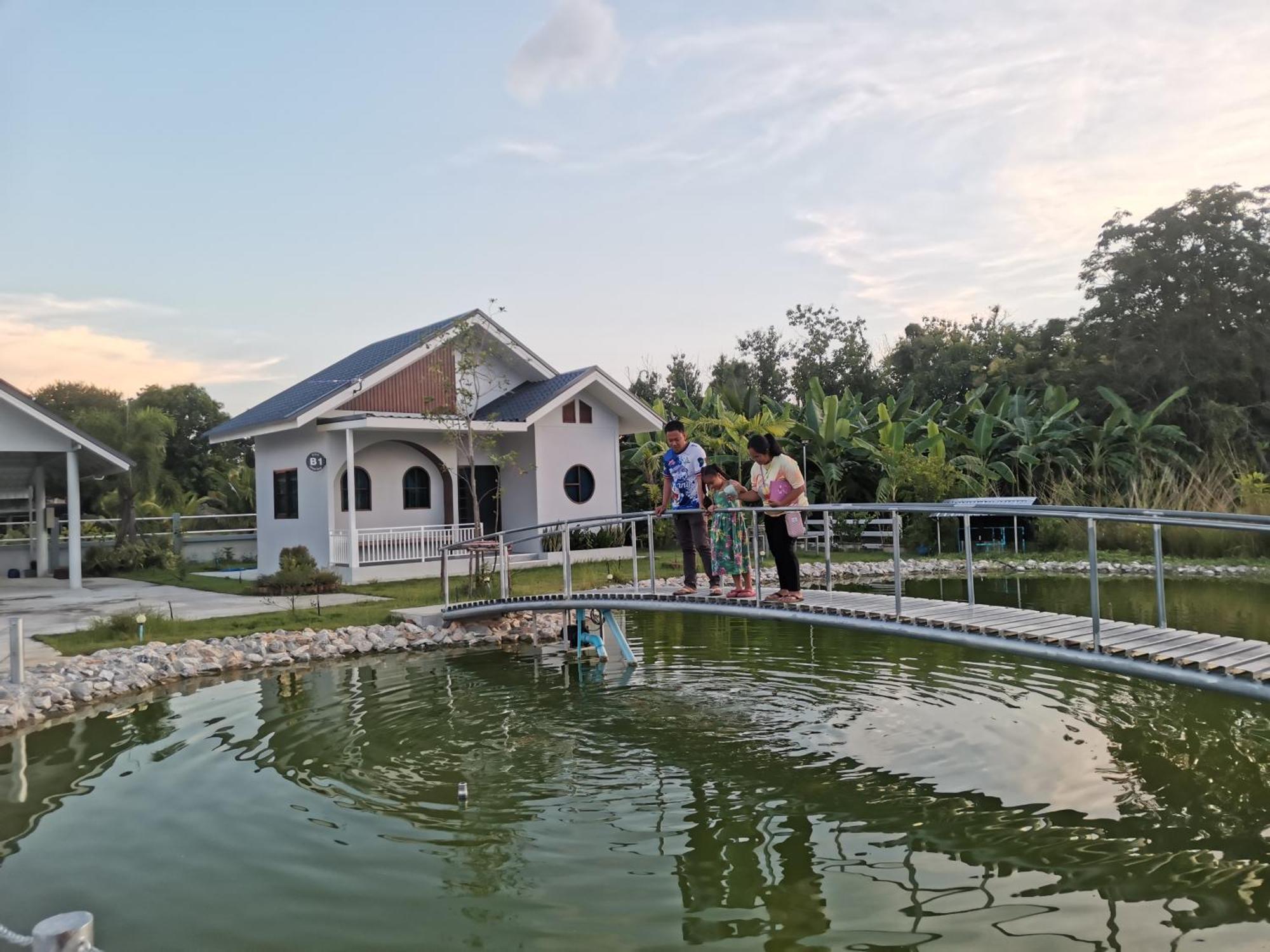 Numhom Resort Ban Nong Chum Saeng Ngoại thất bức ảnh