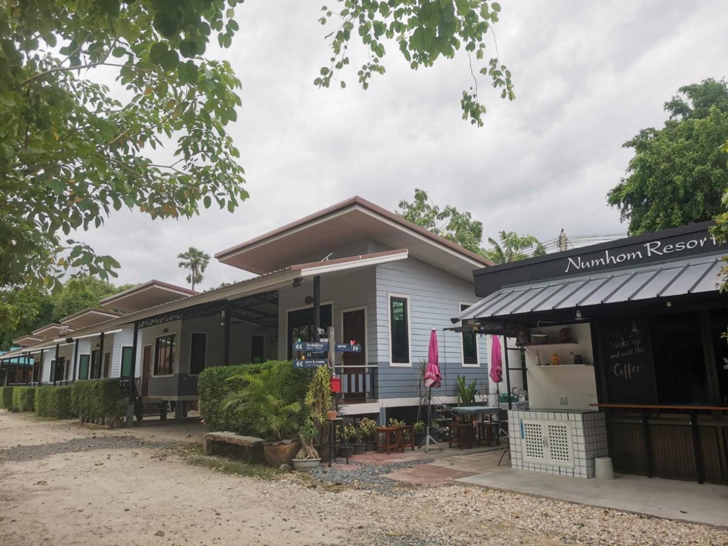 Numhom Resort Ban Nong Chum Saeng Ngoại thất bức ảnh