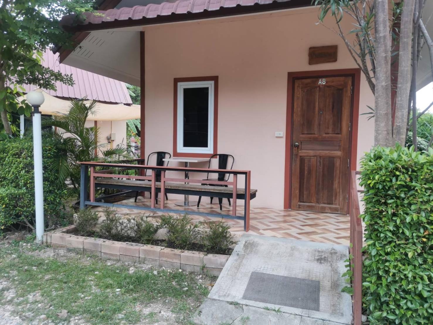 Numhom Resort Ban Nong Chum Saeng Ngoại thất bức ảnh