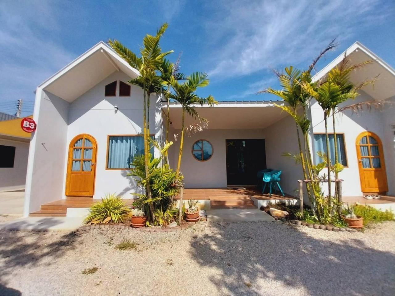 Numhom Resort Ban Nong Chum Saeng Ngoại thất bức ảnh