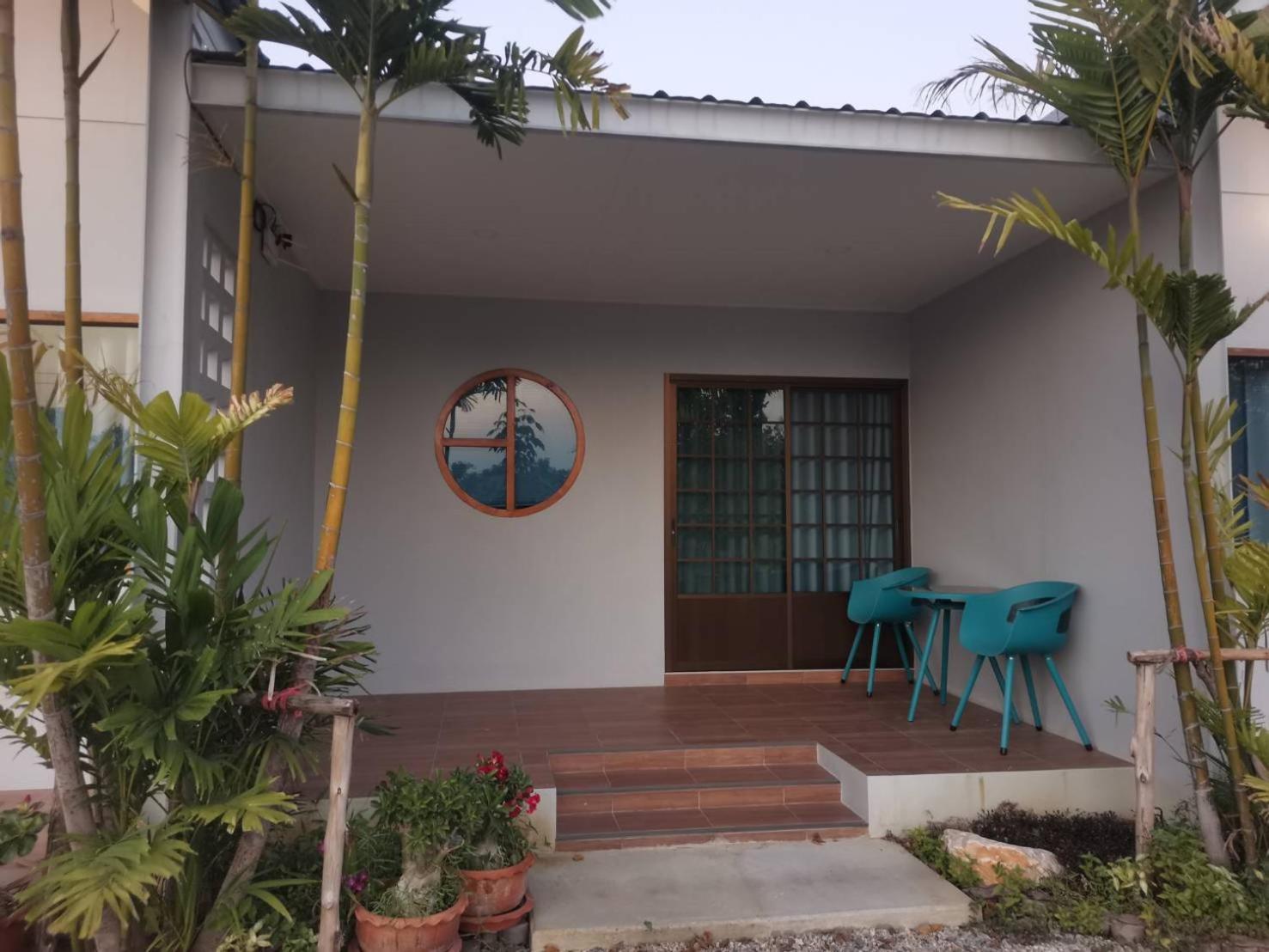 Numhom Resort Ban Nong Chum Saeng Ngoại thất bức ảnh