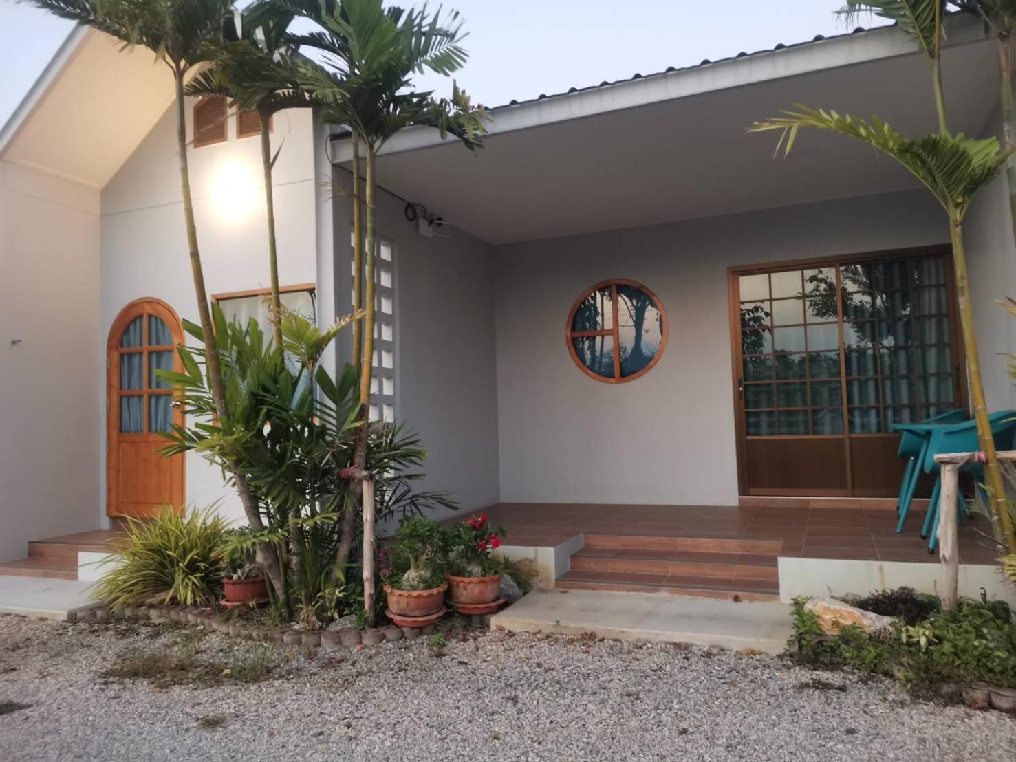Numhom Resort Ban Nong Chum Saeng Ngoại thất bức ảnh
